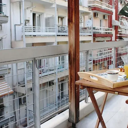 Artistic Eco Aprt, Rotunda Skg Appartement *